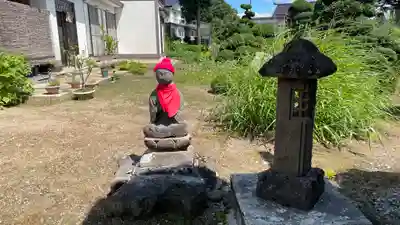 曹源院の地蔵
