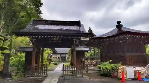 龍光院の山門