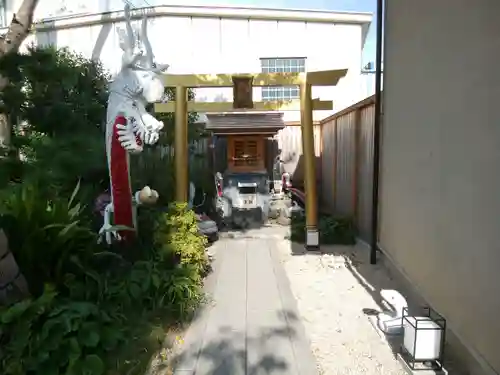 蛇窪神社の末社