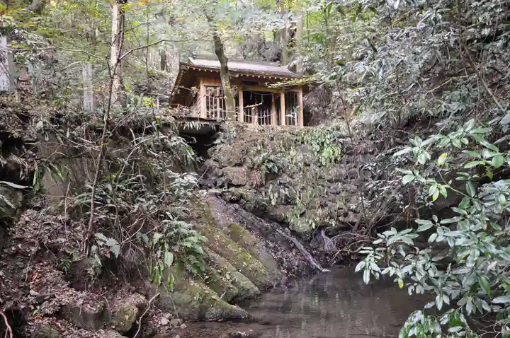 秋滝龍王神社(愛媛県)