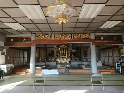 興蓮寺の本殿・本堂