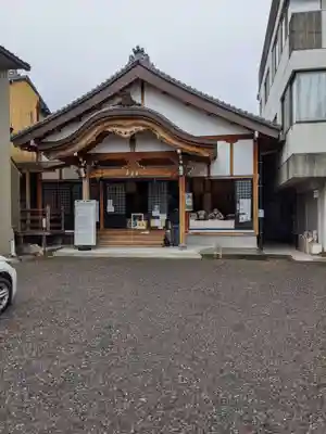 玉性院の本殿・本堂