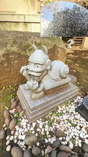 稲荷鬼王神社の像