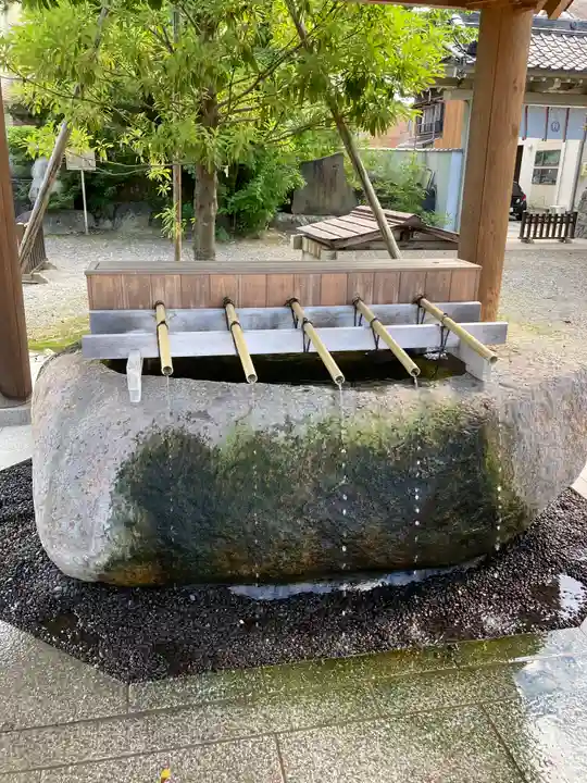 桑名宗社(春日神社)の手水舎