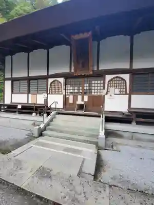 水潜寺の本殿・本堂