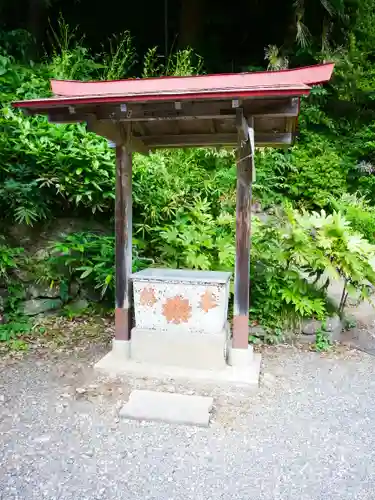 今熊神社の手水舎