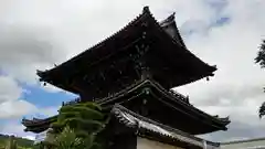 清凉寺の本殿