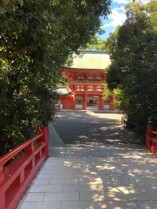 武蔵一宮氷川神社の山門・神門
