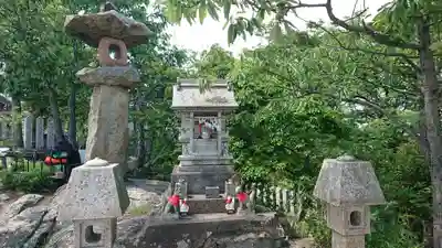 高御位神社の末社・摂社