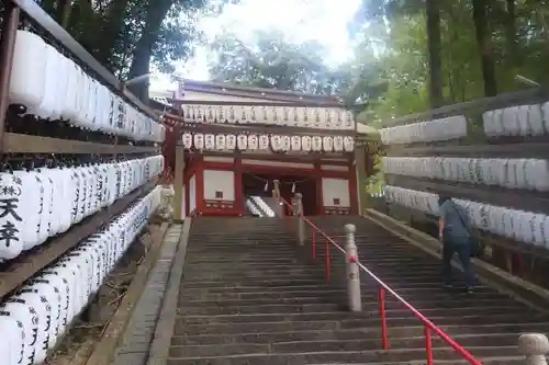 吉備津神社の山門・神門