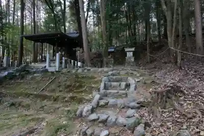 近江神宮の{uncategorized: "未分類", other: "その他", undefined: "問題あり", building: "その他建物", grave: "お墓", sacred_gate: "鳥居", guardian: "狛犬", statue: "像", buddha: "仏像", history: "歴史", nature: "自然", garden: "庭園", animal: "動物", pagoda: "塔", temizu: "手水舎", mountain_gate: "山門・神門", sanctuary: "本殿・本堂", subordinate: "末社・摂社", art: "芸術", scenery: "景色", jizo: "地蔵", ema: "絵馬", goshuin: "御朱印", omikuji: "おみくじ", items: "授与品その他", amulet: "お守り", goshuincho: "御朱印帳", eats: "食事", festival: "お祭り", votive_dance: "神楽", shichigosan: "七五三参", wedding: "結婚式", experience: "体験その他", initially: "初詣", around: "周辺", anti_infection: "感染症対策"}
