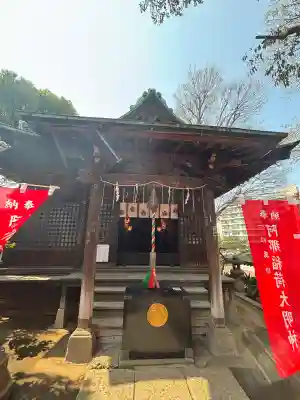 品川神社の{uncategorized: "未分類", other: "その他", undefined: "問題あり", building: "その他建物", grave: "お墓", sacred_gate: "鳥居", guardian: "狛犬", statue: "像", buddha: "仏像", history: "歴史", nature: "自然", garden: "庭園", animal: "動物", pagoda: "塔", temizu: "手水舎", mountain_gate: "山門・神門", sanctuary: "本殿・本堂", subordinate: "末社・摂社", art: "芸術", scenery: "景色", jizo: "地蔵", ema: "絵馬", goshuin: "御朱印", omikuji: "おみくじ", items: "授与品その他", amulet: "お守り", goshuincho: "御朱印帳", eats: "食事", festival: "お祭り", votive_dance: "神楽", shichigosan: "七五三参", wedding: "結婚式", experience: "体験その他", initially: "初詣", around: "周辺", anti_infection: "感染症対策"}