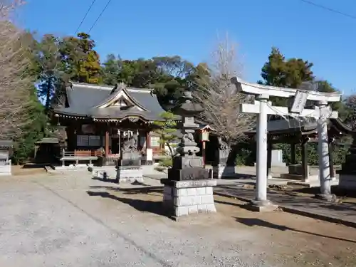 女化神社の本殿