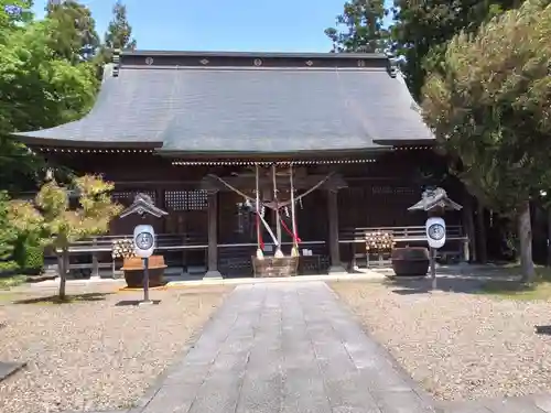 鳥谷崎神社の本殿