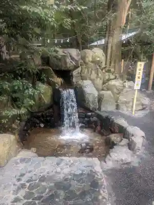 椿大神社の{uncategorized: "未分類", other: "その他", undefined: "問題あり", building: "その他建物", grave: "お墓", sacred_gate: "鳥居", guardian: "狛犬", statue: "像", buddha: "仏像", history: "歴史", nature: "自然", garden: "庭園", animal: "動物", pagoda: "塔", temizu: "手水舎", mountain_gate: "山門・神門", sanctuary: "本殿・本堂", subordinate: "末社・摂社", art: "芸術", scenery: "景色", jizo: "地蔵", ema: "絵馬", goshuin: "御朱印", omikuji: "おみくじ", items: "授与品その他", amulet: "お守り", goshuincho: "御朱印帳", eats: "食事", festival: "お祭り", votive_dance: "神楽", shichigosan: "七五三参", wedding: "結婚式", experience: "体験その他", initially: "初詣", around: "周辺", anti_infection: "感染症対策"}