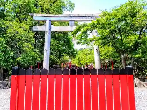 市原稲荷神社の鳥居