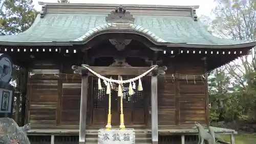 銭谷稲生神社の本殿