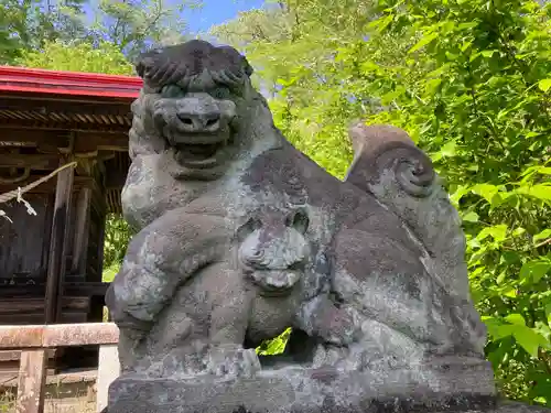 たばこ神社の狛犬