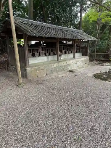 秋篠寺の末社