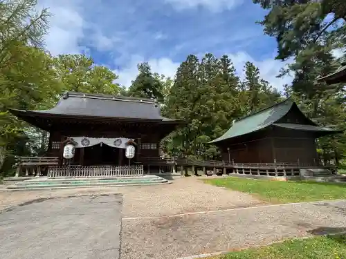 青森縣護國神社の{uncategorized: "未分類", other: "その他", undefined: "問題あり", building: "その他建物", grave: "お墓", sacred_gate: "鳥居", guardian: "狛犬", statue: "像", buddha: "仏像", history: "歴史", nature: "自然", garden: "庭園", animal: "動物", pagoda: "塔", temizu: "手水舎", mountain_gate: "山門・神門", sanctuary: "本殿・本堂", subordinate: "末社・摂社", art: "芸術", scenery: "景色", jizo: "地蔵", ema: "絵馬", goshuin: "御朱印", omikuji: "おみくじ", items: "授与品その他", amulet: "お守り", goshuincho: "御朱印帳", eats: "食事", festival: "お祭り", votive_dance: "神楽", shichigosan: "七五三参", wedding: "結婚式", experience: "体験その他", initially: "初詣", around: "周辺", anti_infection: "感染症対策"}