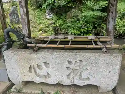 横山神社の{uncategorized: "未分類", other: "その他", undefined: "問題あり", building: "その他建物", grave: "お墓", sacred_gate: "鳥居", guardian: "狛犬", statue: "像", buddha: "仏像", history: "歴史", nature: "自然", garden: "庭園", animal: "動物", pagoda: "塔", temizu: "手水舎", mountain_gate: "山門・神門", sanctuary: "本殿・本堂", subordinate: "末社・摂社", art: "芸術", scenery: "景色", jizo: "地蔵", ema: "絵馬", goshuin: "御朱印", omikuji: "おみくじ", items: "授与品その他", amulet: "お守り", goshuincho: "御朱印帳", eats: "食事", festival: "お祭り", votive_dance: "神楽", shichigosan: "七五三参", wedding: "結婚式", experience: "体験その他", initially: "初詣", around: "周辺", anti_infection: "感染症対策"}