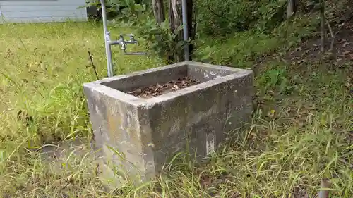 豊受稲荷神社の手水舎