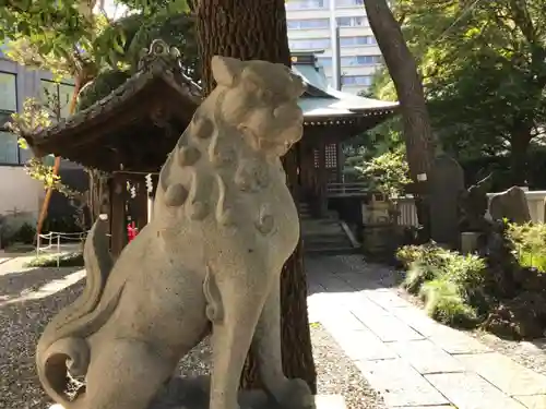 廣尾稲荷神社の狛犬