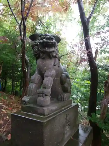 平岸天満宮・太平山三吉神社の狛犬