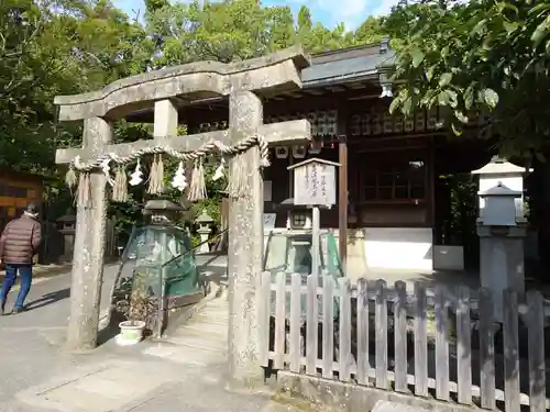 嚴島神社 (京都御苑)の鳥居