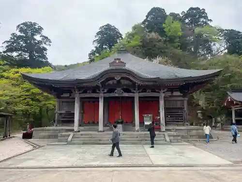 大山寺の{uncategorized: "未分類", other: "その他", undefined: "問題あり", building: "その他建物", grave: "お墓", sacred_gate: "鳥居", guardian: "狛犬", statue: "像", buddha: "仏像", history: "歴史", nature: "自然", garden: "庭園", animal: "動物", pagoda: "塔", temizu: "手水舎", mountain_gate: "山門・神門", sanctuary: "本殿・本堂", subordinate: "末社・摂社", art: "芸術", scenery: "景色", jizo: "地蔵", ema: "絵馬", goshuin: "御朱印", omikuji: "おみくじ", items: "授与品その他", amulet: "お守り", goshuincho: "御朱印帳", eats: "食事", festival: "お祭り", votive_dance: "神楽", shichigosan: "七五三参", wedding: "結婚式", experience: "体験その他", initially: "初詣", around: "周辺", anti_infection: "感染症対策"}