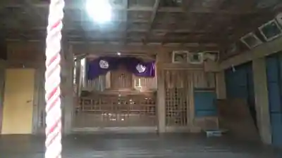 白鳥神社の本殿・本堂