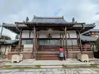 正覚寺の本殿・本堂