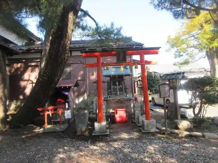 湊稲荷神社(新潟県)