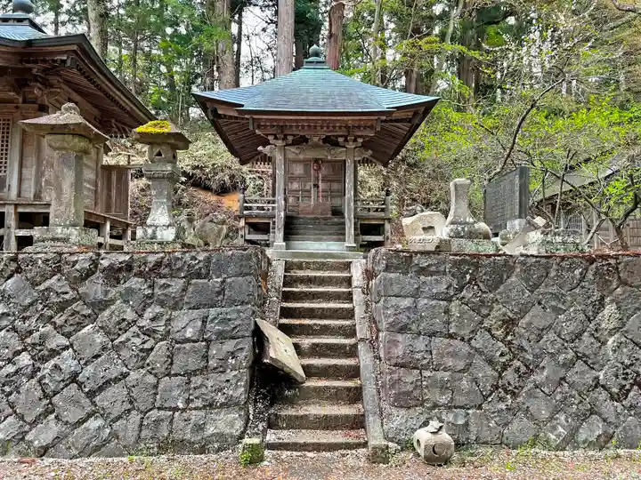 配志和神社の末社・摂社