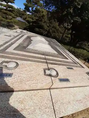 仁徳天皇陵(百舌鳥耳原中陵)(大阪府)