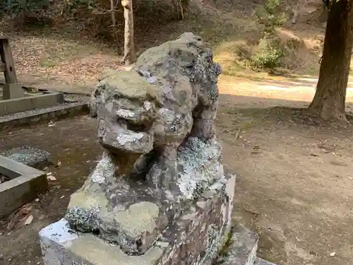 矢口神社の狛犬