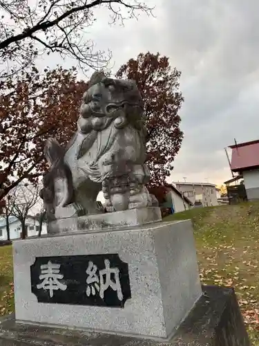 屈足神社の狛犬