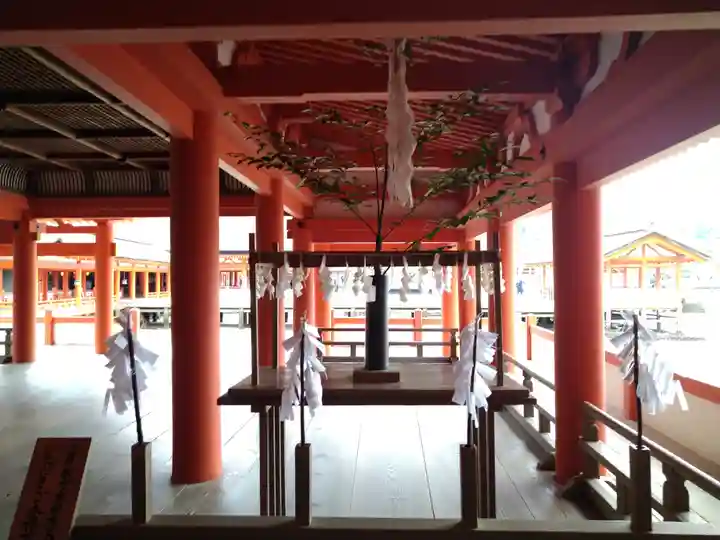 厳島神社(広島県)
