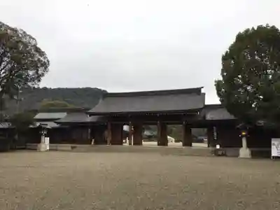 橿原神宮の山門・神門