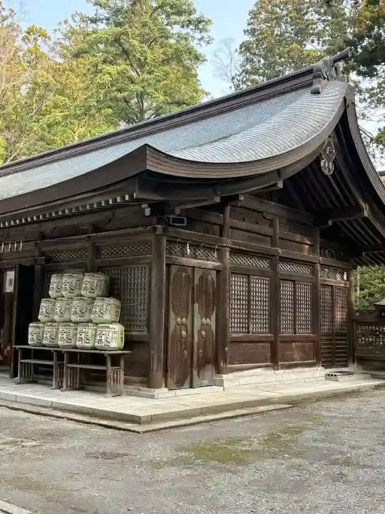 雄山神社前立社壇の{uncategorized: "未分類", other: "その他", undefined: "問題あり", building: "その他建物", grave: "お墓", sacred_gate: "鳥居", guardian: "狛犬", statue: "像", buddha: "仏像", history: "歴史", nature: "自然", garden: "庭園", animal: "動物", pagoda: "塔", temizu: "手水舎", mountain_gate: "山門・神門", sanctuary: "本殿・本堂", subordinate: "末社・摂社", art: "芸術", scenery: "景色", jizo: "地蔵", ema: "絵馬", goshuin: "御朱印", omikuji: "おみくじ", items: "授与品その他", amulet: "お守り", goshuincho: "御朱印帳", eats: "食事", festival: "お祭り", votive_dance: "神楽", shichigosan: "七五三参", wedding: "結婚式", experience: "体験その他", initially: "初詣", around: "周辺", anti_infection: "感染症対策"}