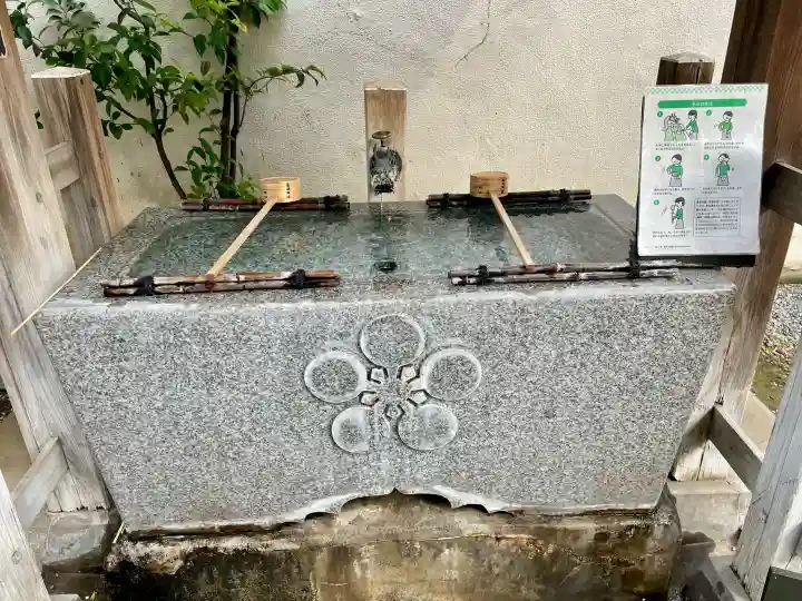 櫻木神社の{uncategorized: "未分類", other: "その他", undefined: "問題あり", building: "その他建物", grave: "お墓", sacred_gate: "鳥居", guardian: "狛犬", statue: "像", buddha: "仏像", history: "歴史", nature: "自然", garden: "庭園", animal: "動物", pagoda: "塔", temizu: "手水舎", mountain_gate: "山門・神門", sanctuary: "本殿・本堂", subordinate: "末社・摂社", art: "芸術", scenery: "景色", jizo: "地蔵", ema: "絵馬", goshuin: "御朱印", omikuji: "おみくじ", items: "授与品その他", amulet: "お守り", goshuincho: "御朱印帳", eats: "食事", festival: "お祭り", votive_dance: "神楽", shichigosan: "七五三参", wedding: "結婚式", experience: "体験その他", initially: "初詣", around: "周辺", anti_infection: "感染症対策"}