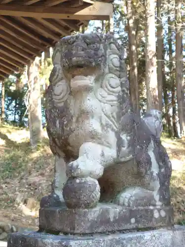八宮神社（越畑）の{uncategorized: "未分類", other: "その他", undefined: "問題あり", building: "その他建物", grave: "お墓", sacred_gate: "鳥居", guardian: "狛犬", statue: "像", buddha: "仏像", history: "歴史", nature: "自然", garden: "庭園", animal: "動物", pagoda: "塔", temizu: "手水舎", mountain_gate: "山門・神門", sanctuary: "本殿・本堂", subordinate: "末社・摂社", art: "芸術", scenery: "景色", jizo: "地蔵", ema: "絵馬", goshuin: "御朱印", omikuji: "おみくじ", items: "授与品その他", amulet: "お守り", goshuincho: "御朱印帳", eats: "食事", festival: "お祭り", votive_dance: "神楽", shichigosan: "七五三参", wedding: "結婚式", experience: "体験その他", initially: "初詣", around: "周辺", anti_infection: "感染症対策"}