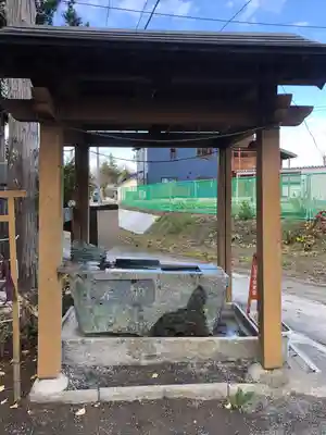 川崎稲荷神社の手水舎