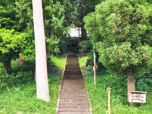 稲荷神社の建物その他