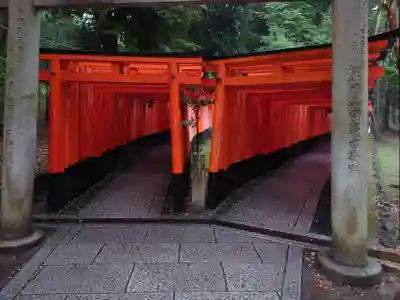 伏見稲荷大社 奥社奉拝所の鳥居