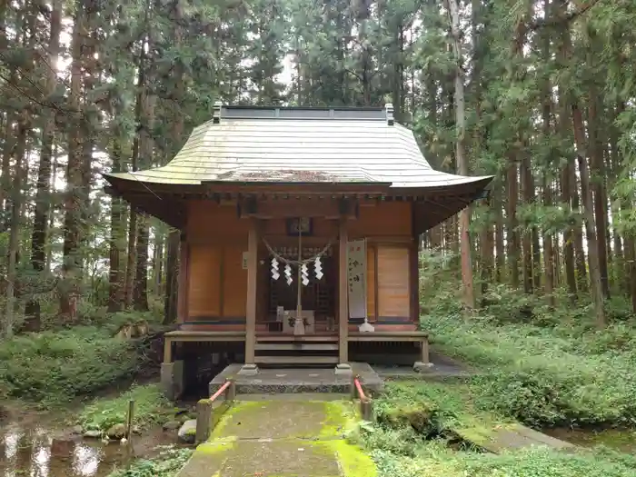 水分神社の本殿