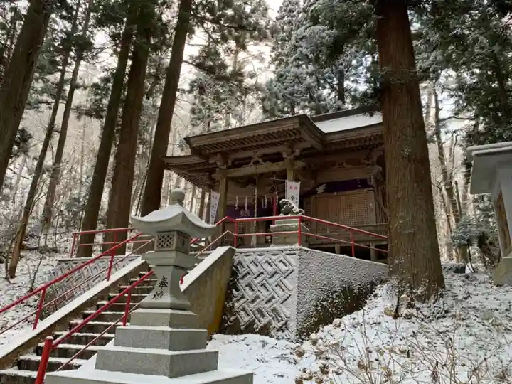 桜松神社の本殿・本堂