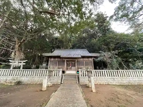 村社八幡宮の本殿・本堂