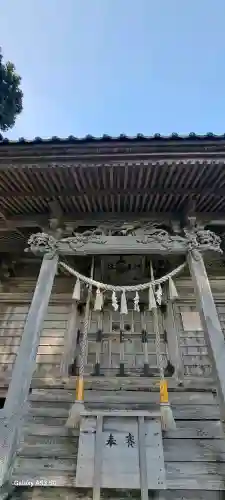 蛇ケ崎八幡神社の{uncategorized: "未分類", other: "その他", undefined: "問題あり", building: "その他建物", grave: "お墓", sacred_gate: "鳥居", guardian: "狛犬", statue: "像", buddha: "仏像", history: "歴史", nature: "自然", garden: "庭園", animal: "動物", pagoda: "塔", temizu: "手水舎", mountain_gate: "山門・神門", sanctuary: "本殿・本堂", subordinate: "末社・摂社", art: "芸術", scenery: "景色", jizo: "地蔵", ema: "絵馬", goshuin: "御朱印", omikuji: "おみくじ", items: "授与品その他", amulet: "お守り", goshuincho: "御朱印帳", eats: "食事", festival: "お祭り", votive_dance: "神楽", shichigosan: "七五三参", wedding: "結婚式", experience: "体験その他", initially: "初詣", around: "周辺", anti_infection: "感染症対策"}