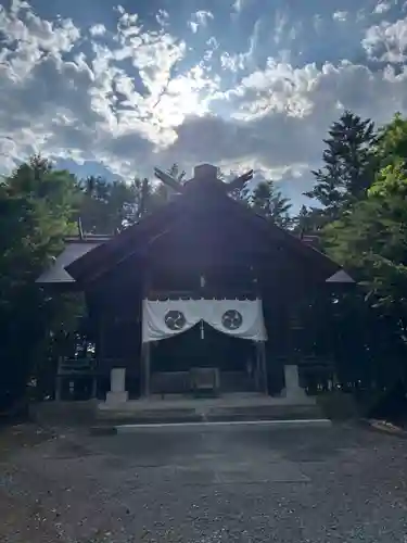 川西神社の本殿・本堂